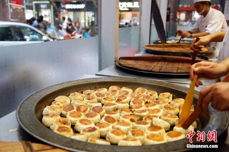 Shanghai: traditionelle Mondkuchen sehr beliebt
