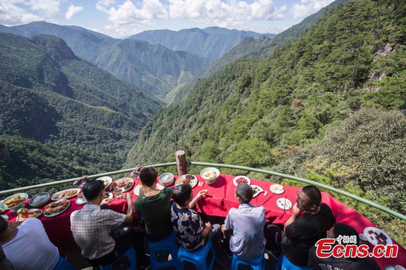 Klippenrestaurant in Zhejiang er?ffnet
