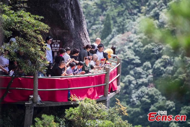 Klippenrestaurant in Zhejiang er?ffnet