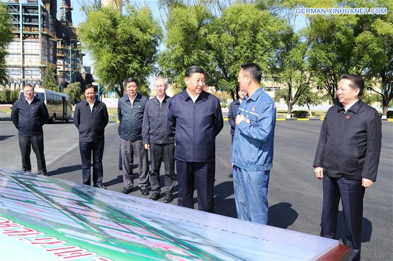 Staatspr?sident Xi inspiziert Liaoning