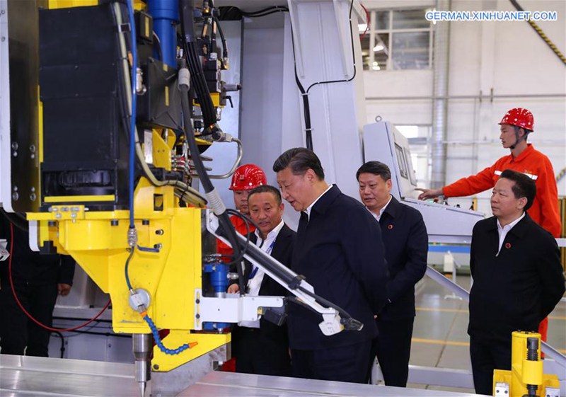 Staatspr?sident Xi inspiziert Liaoning