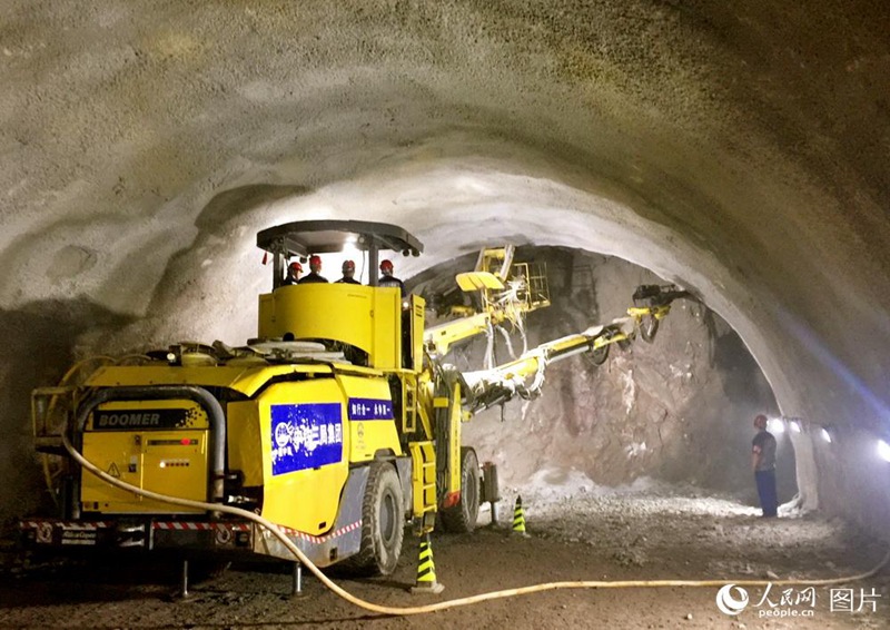 In Qingdao entsteht Chinas tiefster Unterwassertunnel 