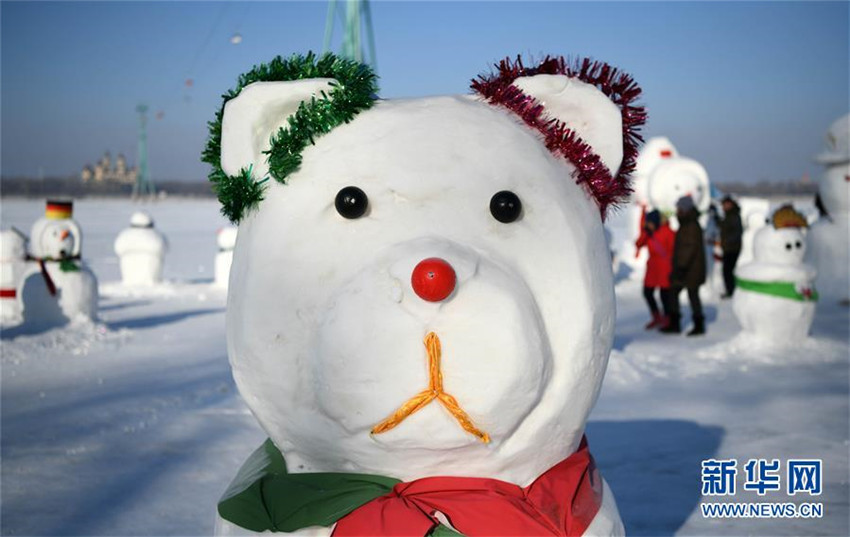 2019 Schneem?nner hei?en das Jahr 2019 willkommen