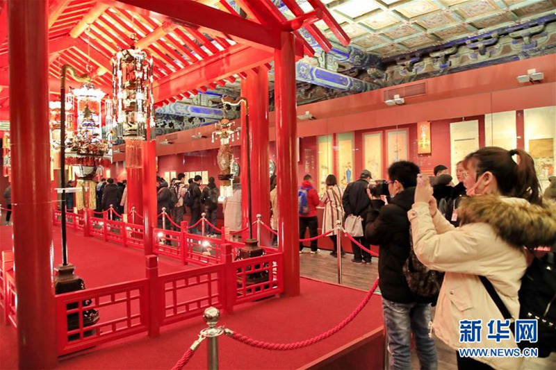 Chinesen k?nnen Frühlingsfest im Palastmuseum genie?en