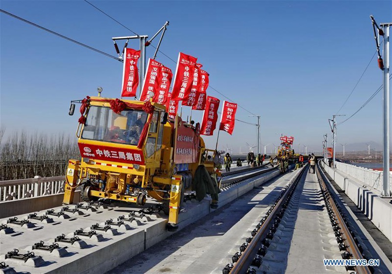 Gleisbauarbeiten der Hochgeschwindigkeitszugstrecke Beijing-Zhangjiakou teilweise abgeschlossen