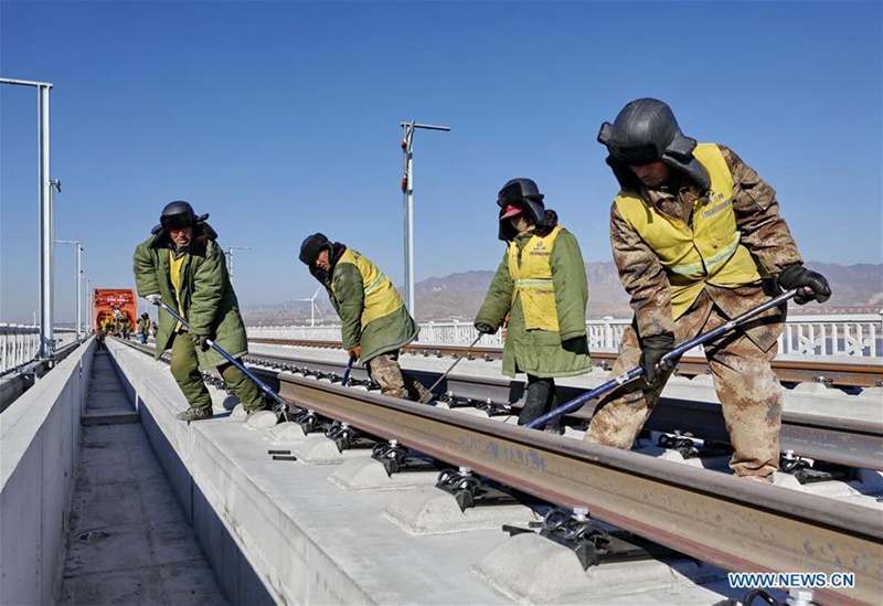 Gleisbauarbeiten der Hochgeschwindigkeitszugstrecke Beijing-Zhangjiakou teilweise abgeschlossen