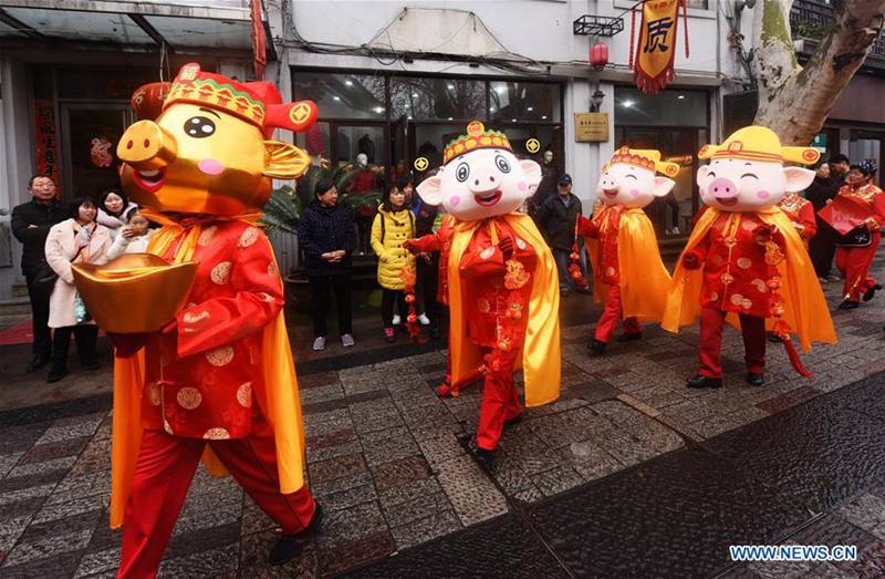 Feierlichkeiten zum Frühlingsfest in ganz China