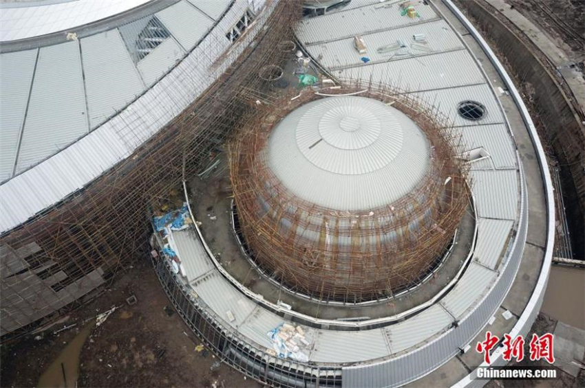 Das weltweit gr??te Planetarium in Shanghai nimmt Gestalt an