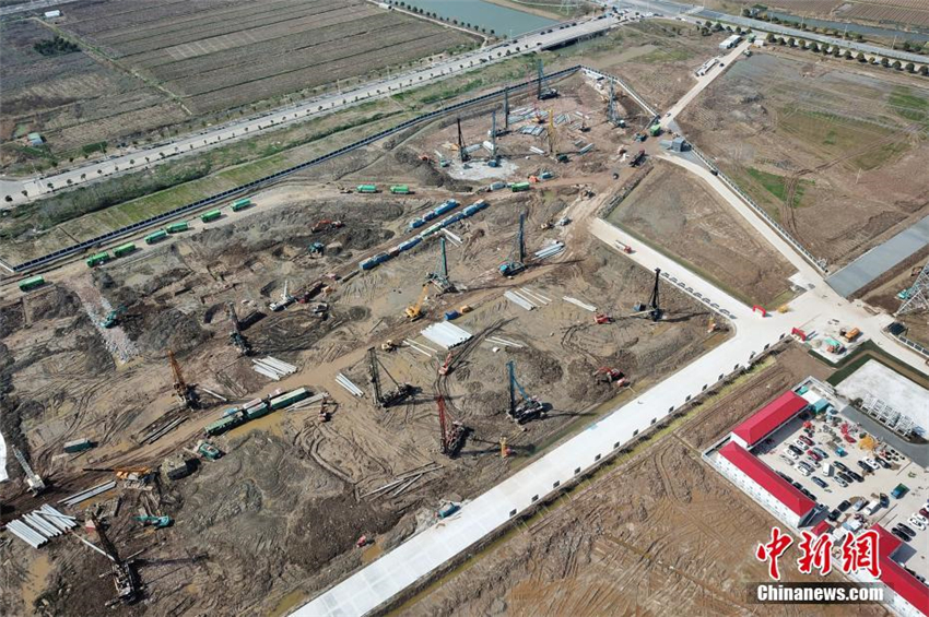 Tesla-Fabrik in Shanghai im Bau