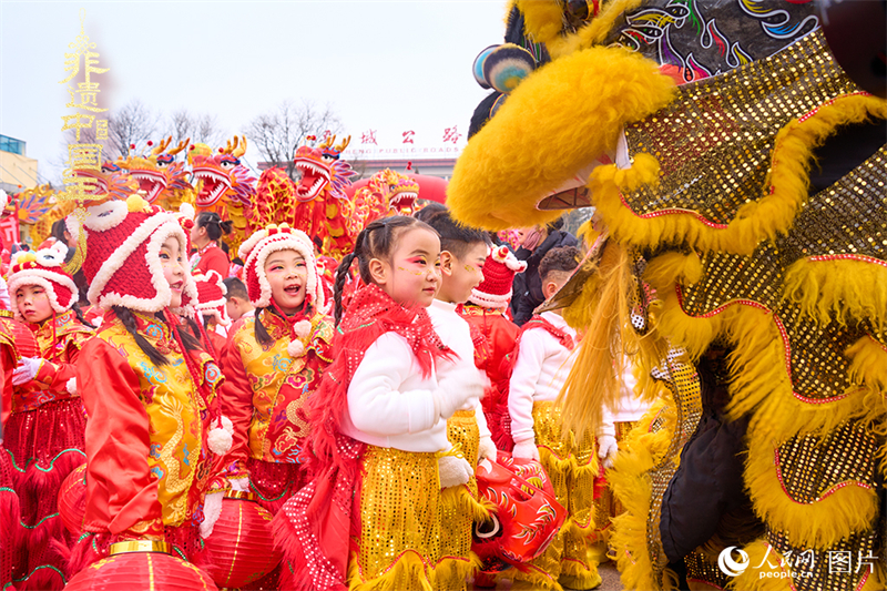 Aktivit?ten zum Laternenfest in ganz China