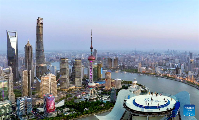 Aussichtsplattform auf White Magnolia Plaza in Shanghai er?ffnet