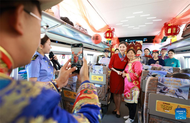 Chinas n?rdlichste Hochgeschwindigkeitsbahn feiert 10-j?hriges Jubil?um