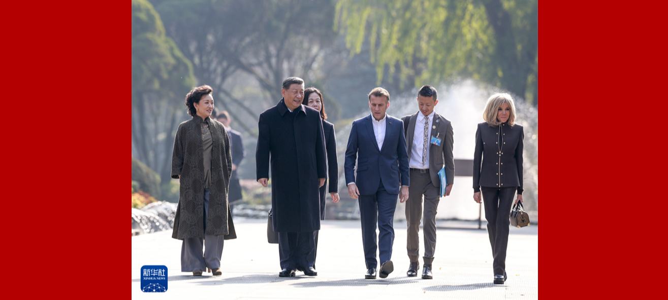 Xi Jinping führt freundliches Gespr?ch mit Frankreichs Pr?sident Macron in Chengdu